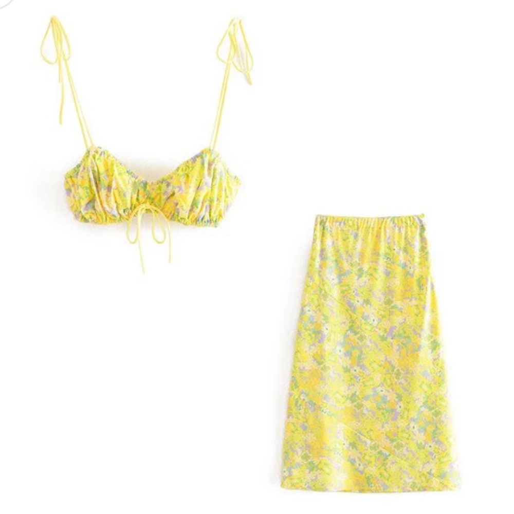 MIDI Skirt (crop top sold separately)